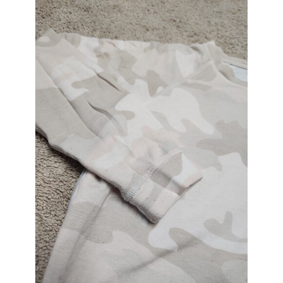 Stella & Dot camo sweatshirt - Picture 3 of 6